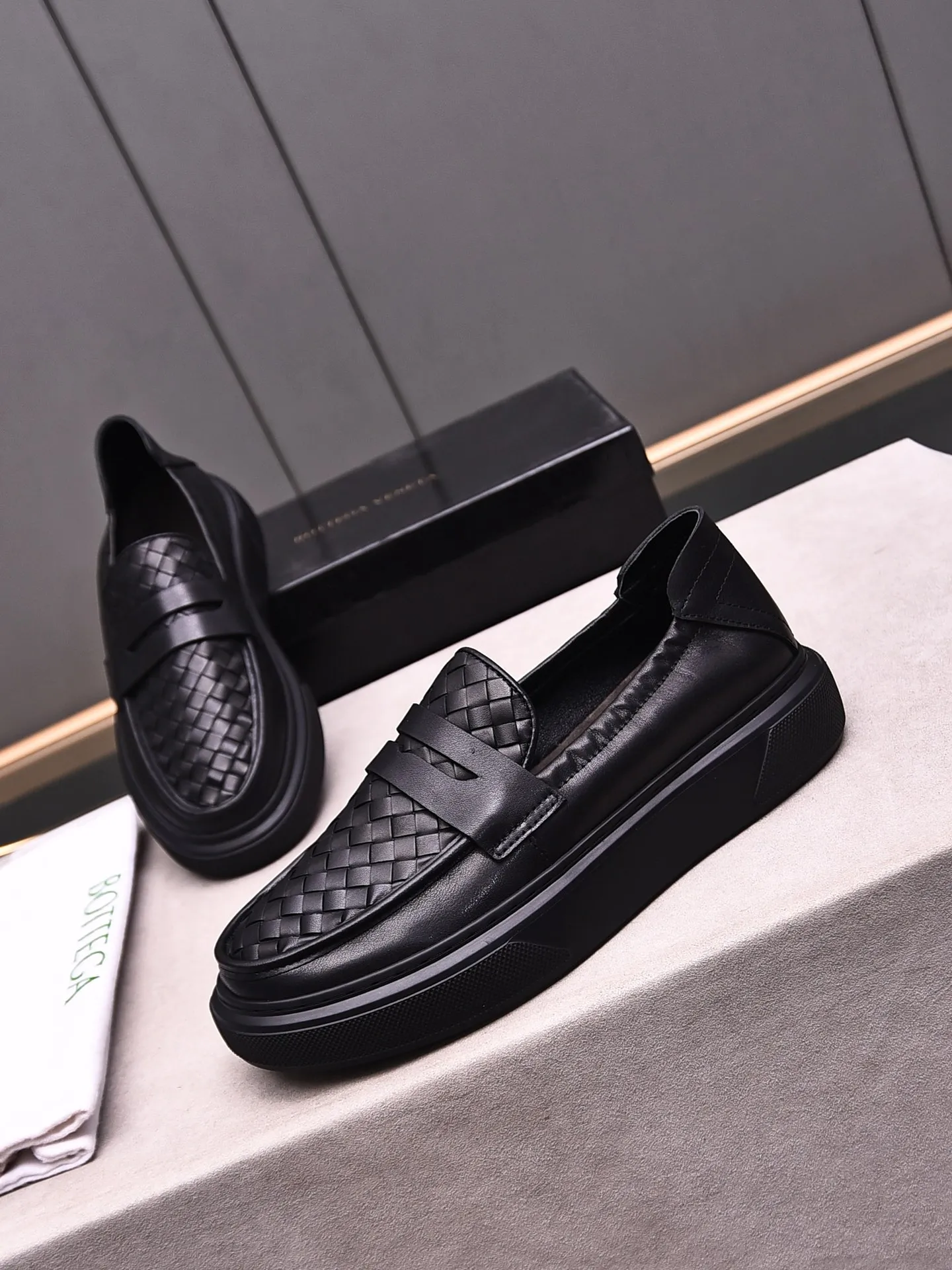 Men's Men's Shoes💰520 [One-step-up] BOTTEG* VENET* - high-end boutique Size: 38-44 (45 customized) BV new product, first-layer cowhide artificially woven classic style and contemporary fashion temperament harmoniously blend, rubber sole is light and flexible, water-dyed cowhide lining! [Taobao, Tmall, and live streaming are the first choices]